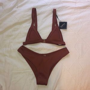 Front clasp triangle bikini set from Zaful